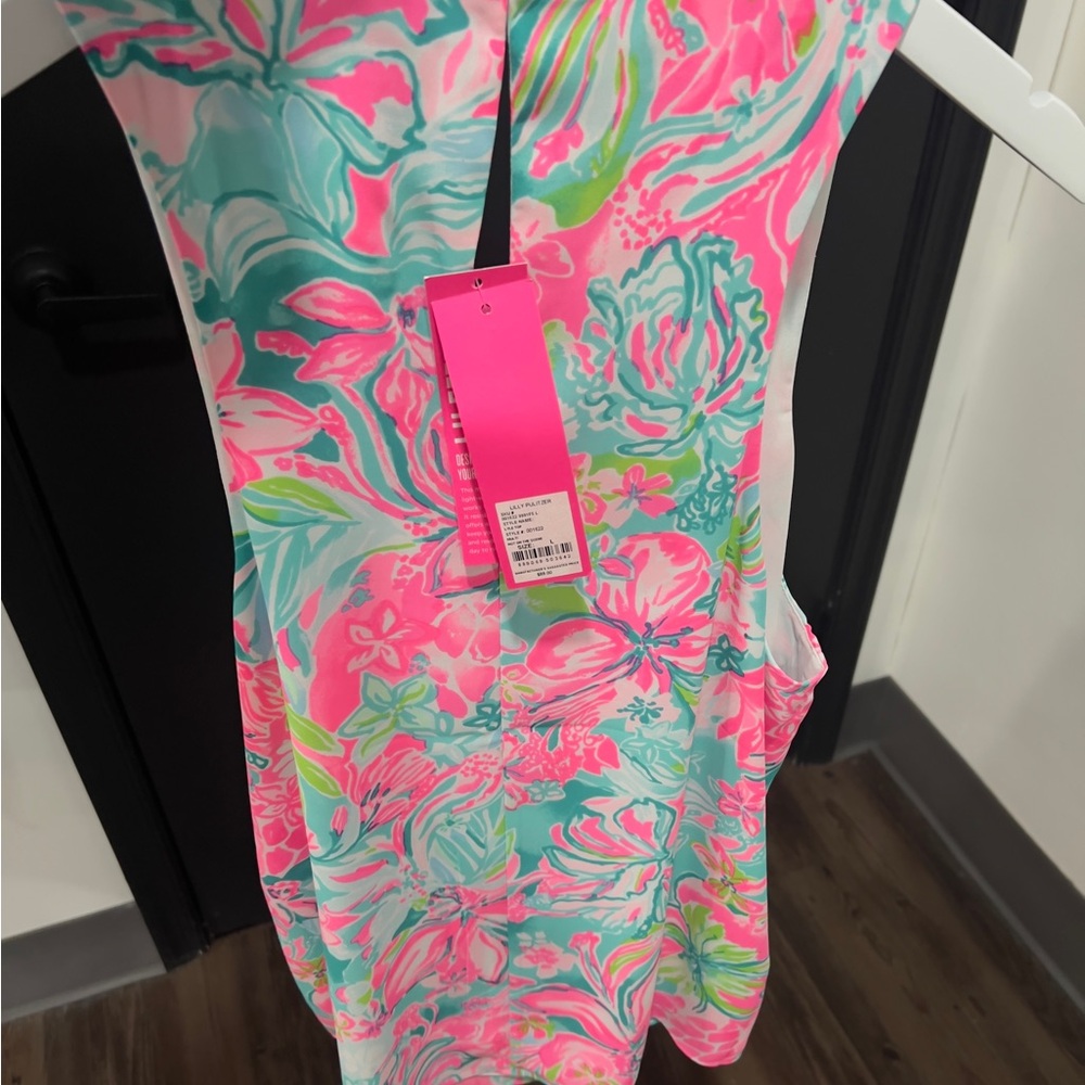 Brand new never worn - Lilly Pulitzer Halter Top size L